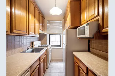 306 E Mosholu Parkway S #3K, Bronx, NY 10458 - Photo 5