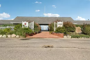 3 Soundview Dr, Huntington, NY 11743 - Photo 29