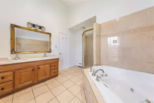 44 Apple Tree Dr, Hauppauge, NY 11788 - Photo 29