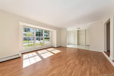 44 Apple Tree Drive, Hauppauge, NY 11788 - Photo 9