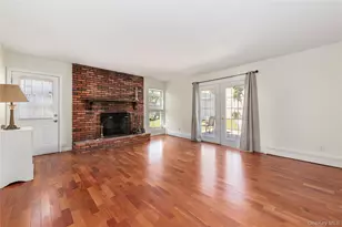 44 Apple Tree Dr, Hauppauge, NY 11788 - Photo 15