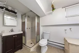 44 Apple Tree Dr, Hauppauge, NY 11788 - Photo 31