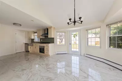 44 Apple Tree Drive, Hauppauge, NY 11788 - Photo 11