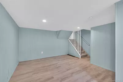 209 Tree Avenue, Central Islip, NY 11722 - Photo 25