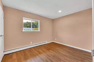 209 Tree Ave, Central Islip, NY 11722 - Photo 17