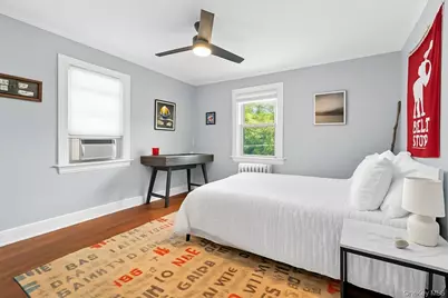 18 S Washington Street, Port Washington, NY 11050 - Photo 23