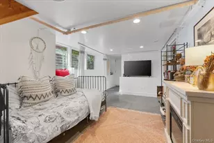 18 S Washington St, Port Washington, NY 11050 - Photo 27