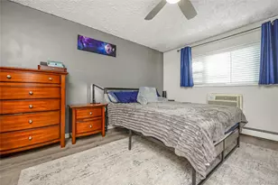 222 Smith St, Freeport, NY 11520 - Photo 9