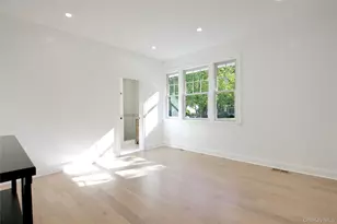 108 Tanners Pond Rd, Garden City, NY 11530 - Photo 5