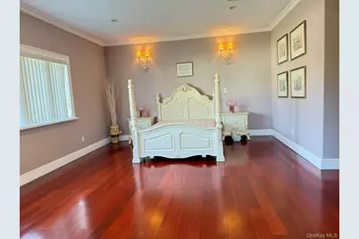 17 Livingston Avenue, Jericho, NY 11753 - Photo 5