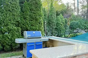 17 Livingston Ave, Jericho, NY 11753 - Photo 23