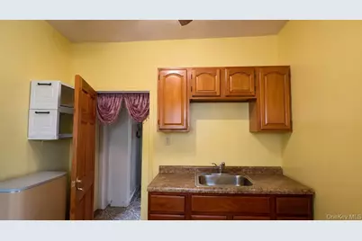 105-04 Liberty Avenue, Ozone Park, NY 11417 - Photo 9