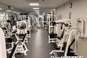 12-31 Robin Ln, Bayside, NY 11360 - Photo 17