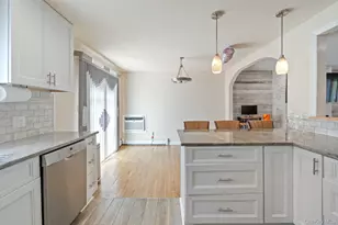 1040 Donna Ct, Baldwin, NY 11510 - Photo 19