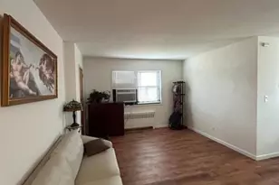 199-05 21st Ave, Whitestone, NY 11357 - Photo 3