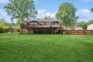 69 Carolina Dr, New City, NY 10956 - Photo 19