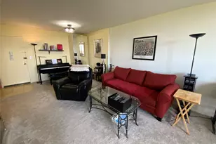 269-10 Grand Central Pkwy, Floral Park, NY 11005 - Photo 5