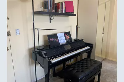 26910 Grand Central Parkway #9R, Floral Park, NY 11005 - Photo 7