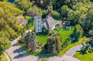 50 O'Connell Ct, Great River, NY 11739 - Photo 3