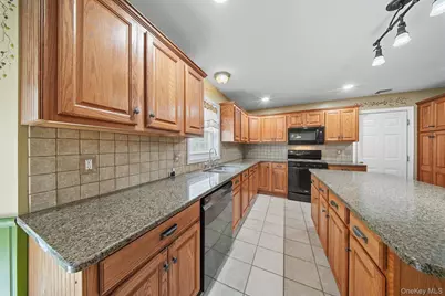 52 Hill Road, Middletown, NY 10941 - Photo 17