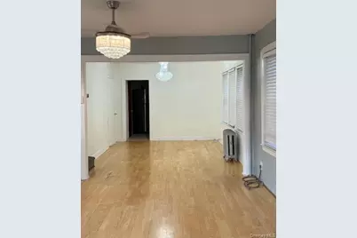 10427 124th Street, Richmond Hill, NY 11419 - Photo 5