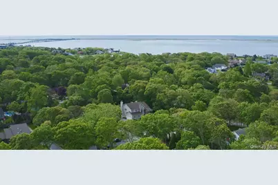 5 Mill Race Road, Hampton Bays, NY 11946 - Photo 33