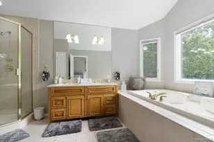 5 Mill Race Rd, Hampton Bays, NY 11946 - Photo 25