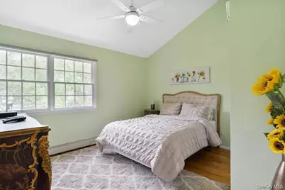 5 Mill Race Road, Hampton Bays, NY 11946 - Photo 31