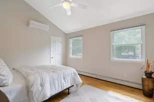 5 Mill Race Rd, Hampton Bays, NY 11946 - Photo 25