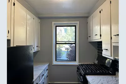 5 Oakdale Manor #L14, Suffern, NY 10901 - Photo 9