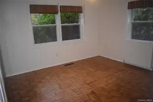 53 Magnolia Dr, Mastic Beach, NY 11951 - Photo 17