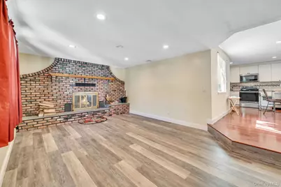 64 Ridgedale Avenue, Farmingville, NY 11738 - Photo 11