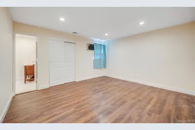 64 Ridgedale Avenue, Farmingville, NY 11738 - Photo 19