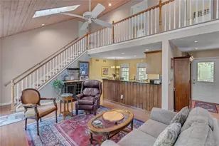 10 Nicole Ct, Manorville, NY 11949 - Photo 7