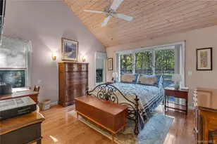 10 Nicole Ct, Manorville, NY 11949 - Photo 11