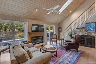 10 Nicole Ct, Manorville, NY 11949 - Photo 5