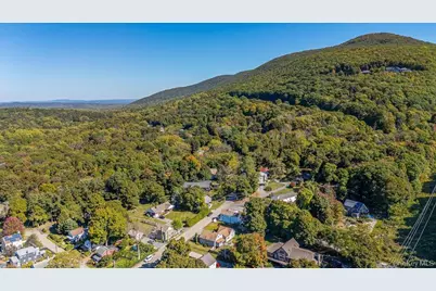 295 E Main Street, Beacon, NY 12508 - Photo 23