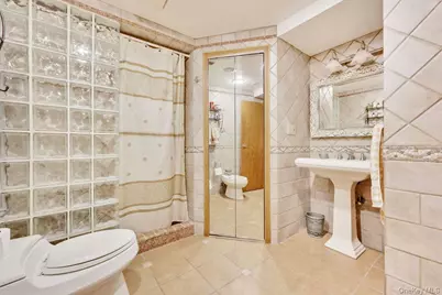 101 Harold Road, Woodmere, NY 11598 - Photo 21