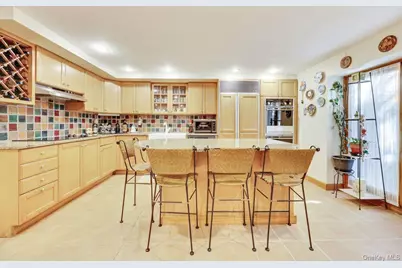 101 Harold Road, Woodmere, NY 11598 - Photo 9