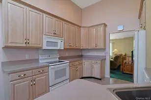 159 Prospect Ave, Valhalla, NY 10595 - Photo 13