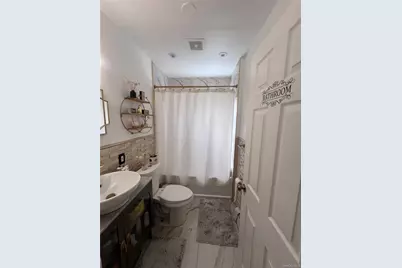 44 Frank Street, Valley Stream, NY 11580 - Photo 7