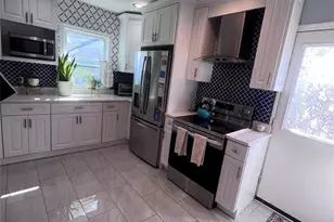 44 Frank St, Valley Stream, NY 11580 - Photo 9