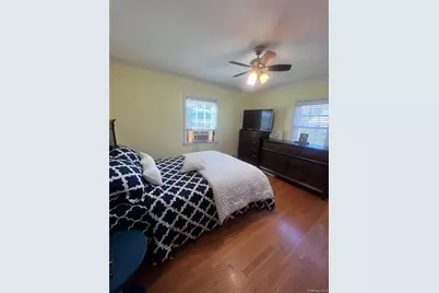 44 Frank Street, Valley Stream, NY 11580 - Photo 5