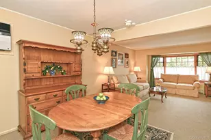 28 Halcourt Dr, Plainview, NY 11803 - Photo 7