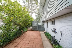 28 Halcourt Dr, Plainview, NY 11803 - Photo 27