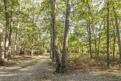 251 Town Lane, Amagansett, NY 11930 - Photo 23