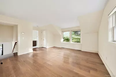 251 Town Lane, Amagansett, NY 11930 - Photo 13