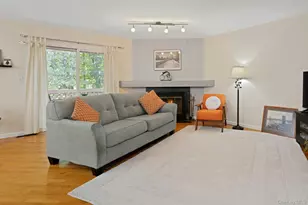 13 Acorn Ln, Yorktown Heights, NY 10598 - Photo 3