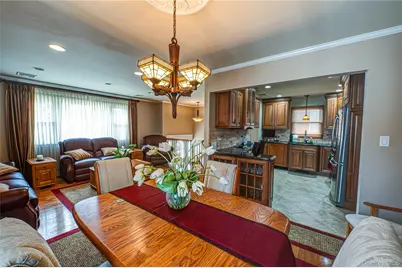 35 Roosevelt Avenue, Malverne, NY 11565 - Photo 7