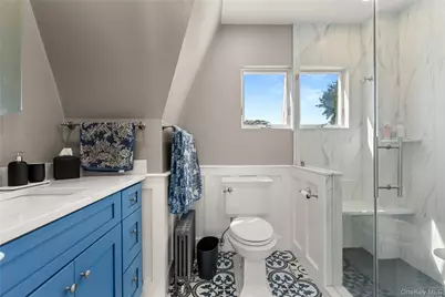 28 S Montgomery Avenue, Bay Shore, NY 11706 - Photo 27